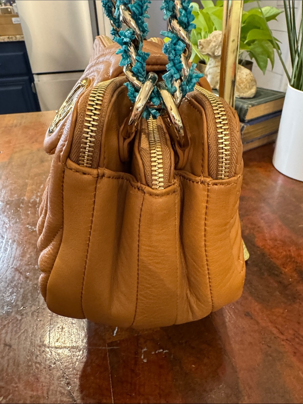 Henri Bendel Quilted Leather Shoulder Bag with Gold and Raffia Chain - Picture 4 of 15